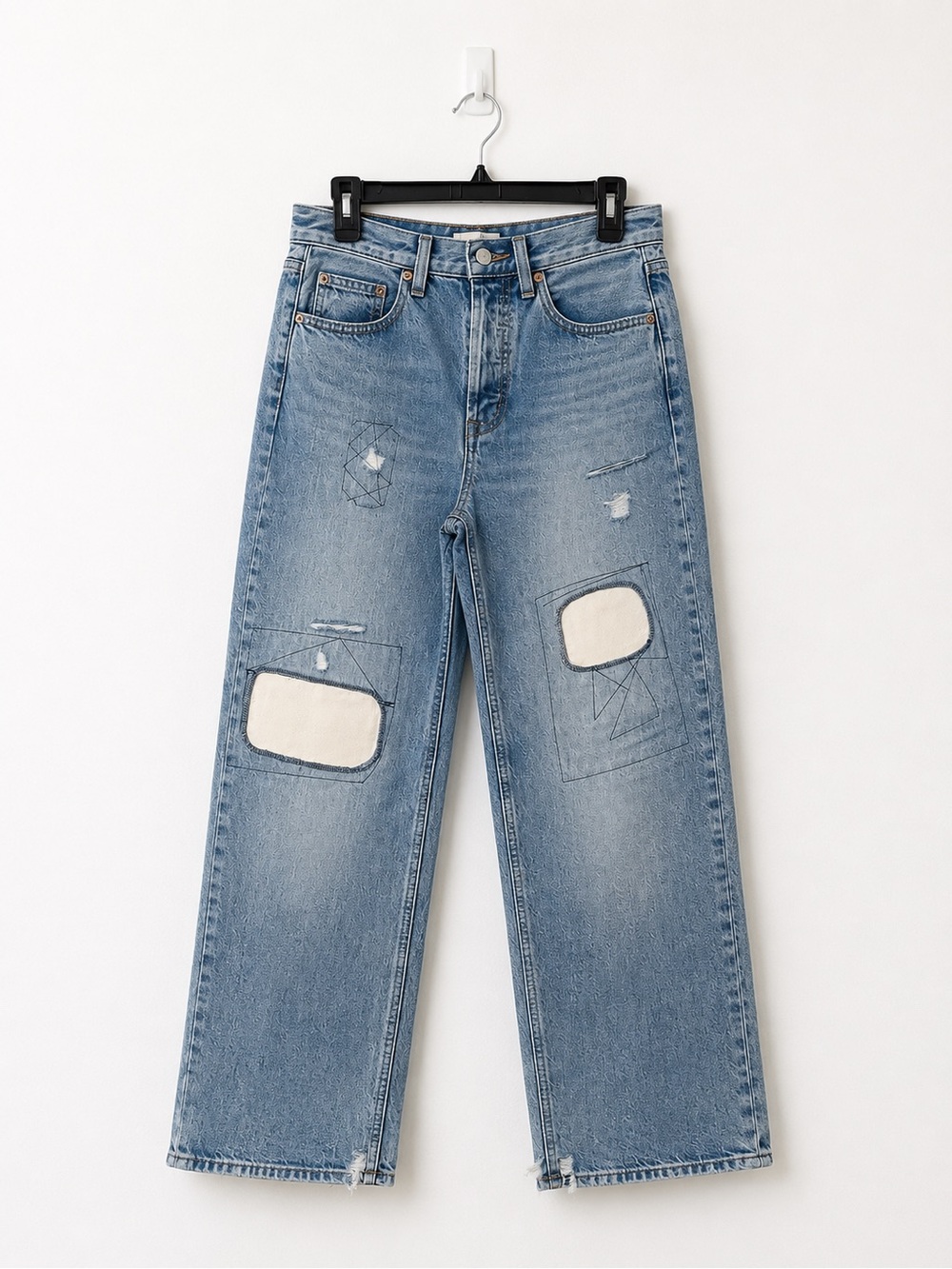 NWT Universal Thread 90s Baggy Jeans Patched Distressed Mid Rise Size 4R - Picture 5 of 15